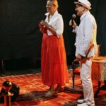 Na scenie Artur Barciś i konferansjerka